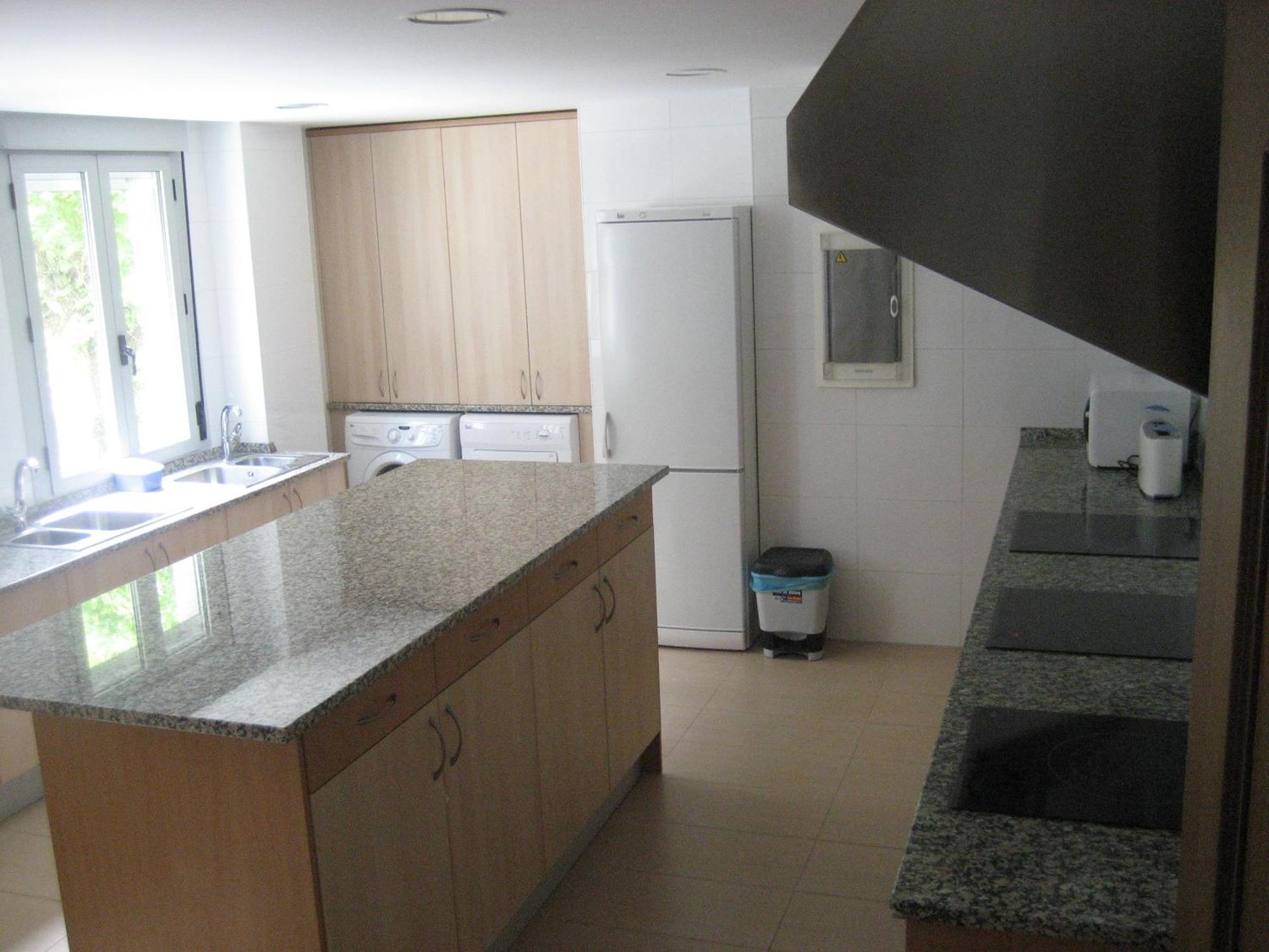 Albergue Turistico Rio Aragon Canfranc Esterno foto