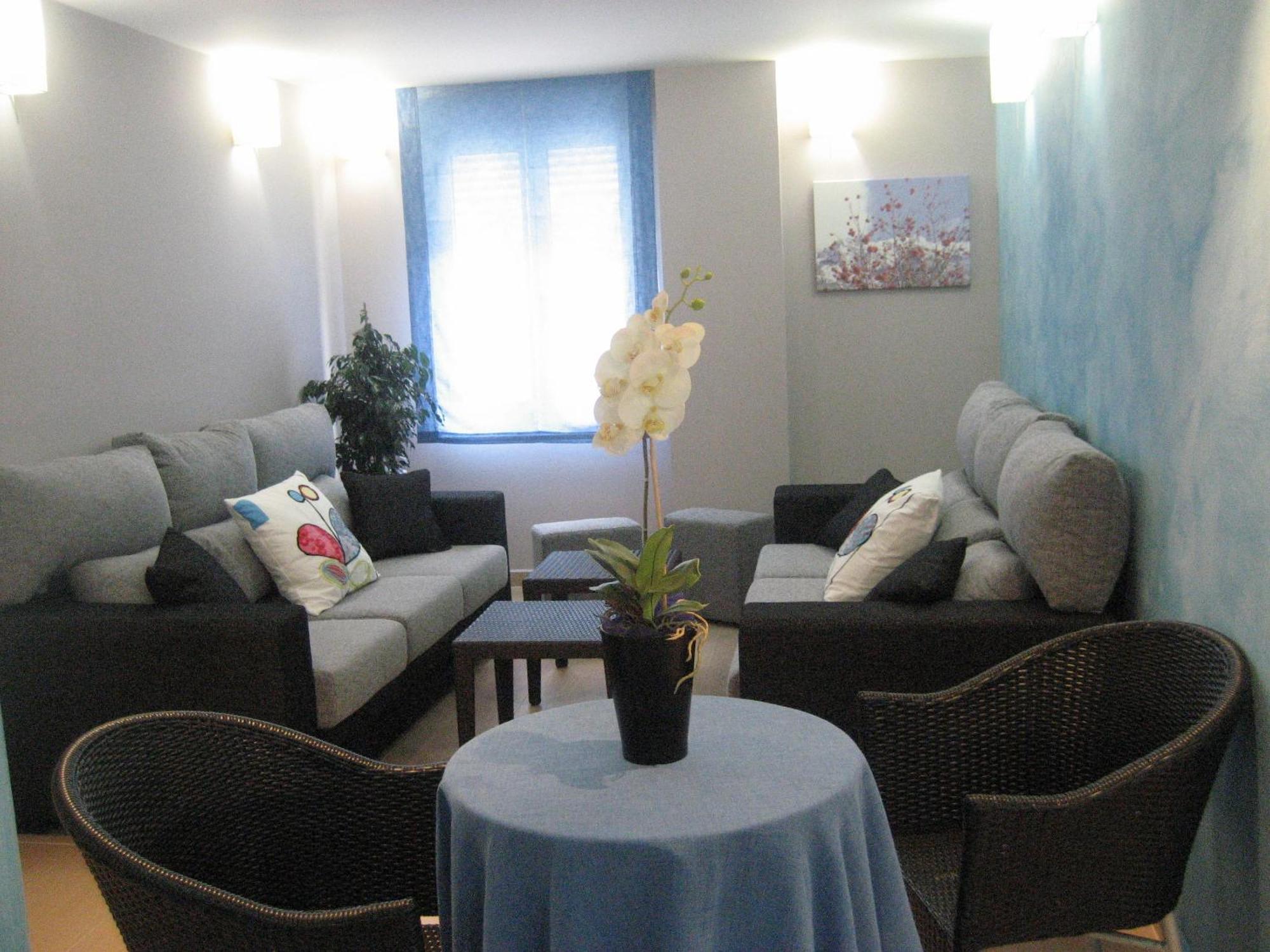 Albergue Turistico Rio Aragon Canfranc Esterno foto
